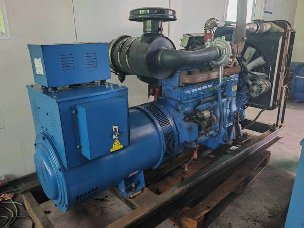 江川100kW柴油发电机组使用多级机油有哪些优缺点？